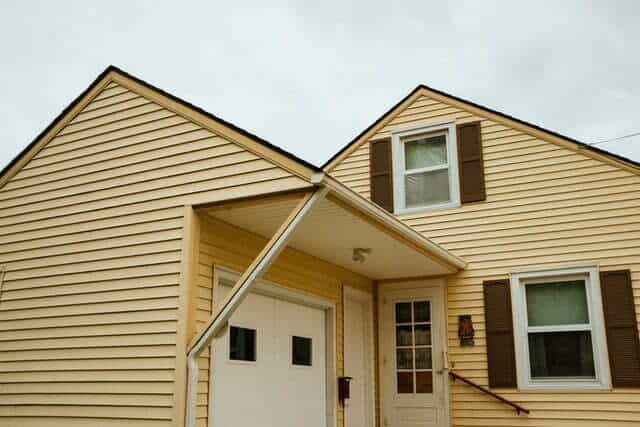 picture of siding for article can you paint  over vinyl siding